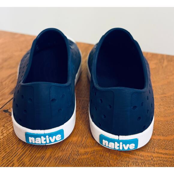 Native Jefferson Shoes, Navy Blue, Size C10 - Picture 3 of 4